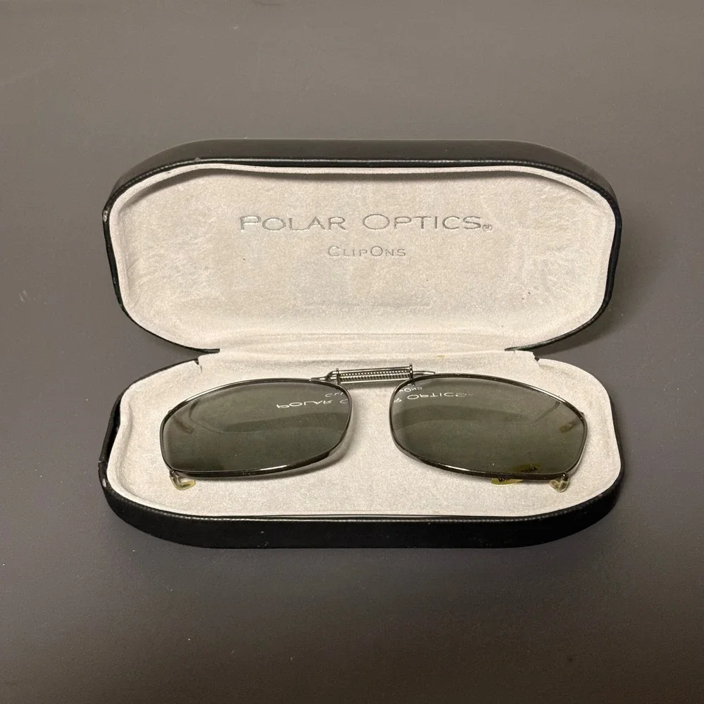 Polar Optics ClipOn Sunglasses Unisex OS Black Excellent Polarized 2 Pairs Case